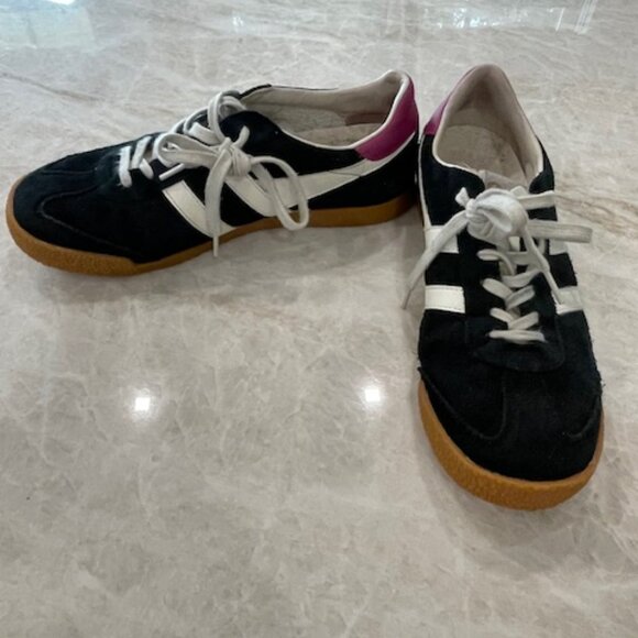 Gola Classics Elan Suede Sneaker in Black, Off-White and Fuschia, size 9 - Picture 1 of 10